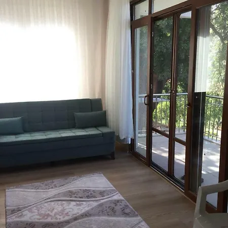 Suzan House Apartamento